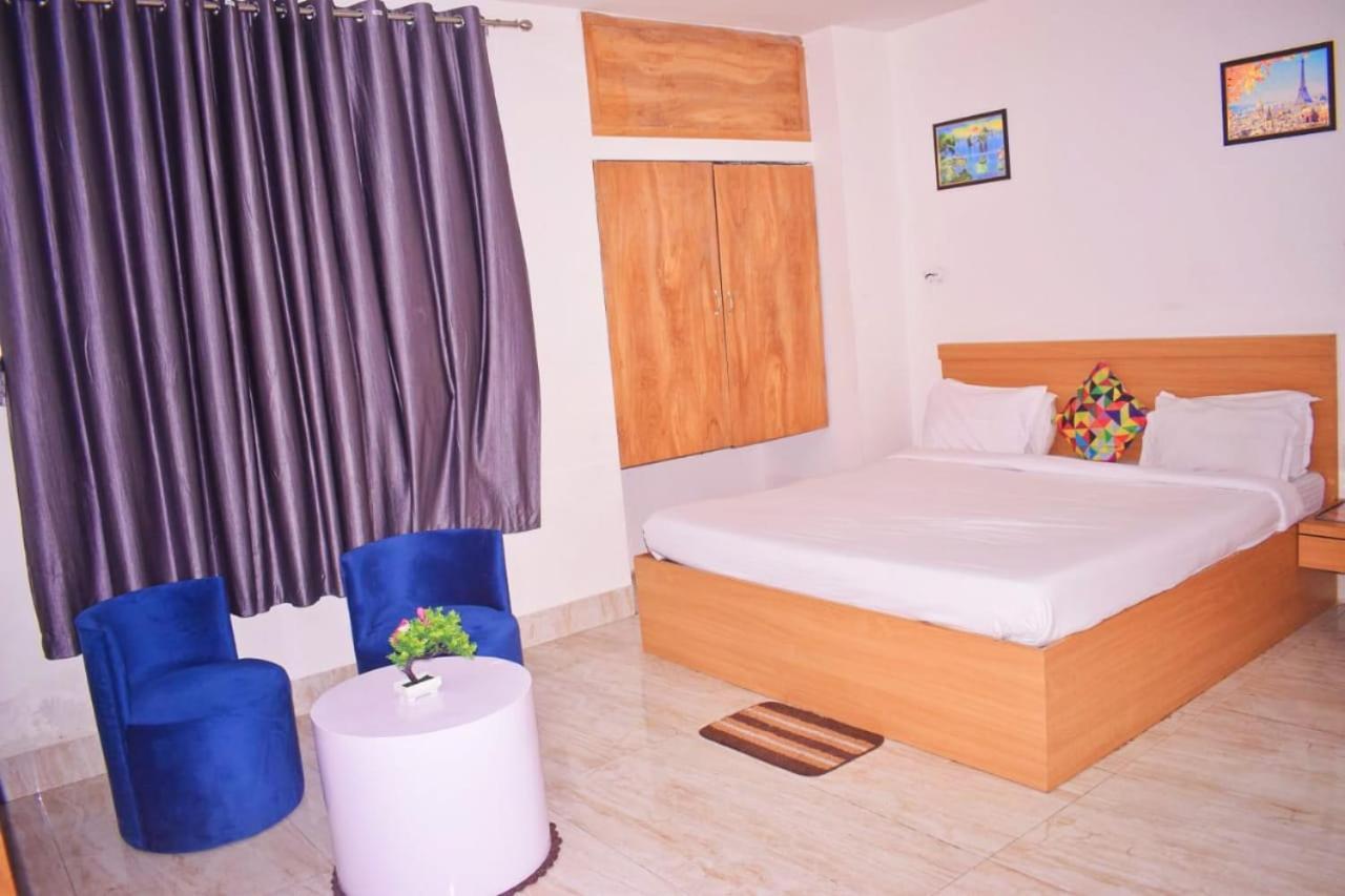 Hotel Mirana กูวาฮาติ ภายนอก รูปภาพ